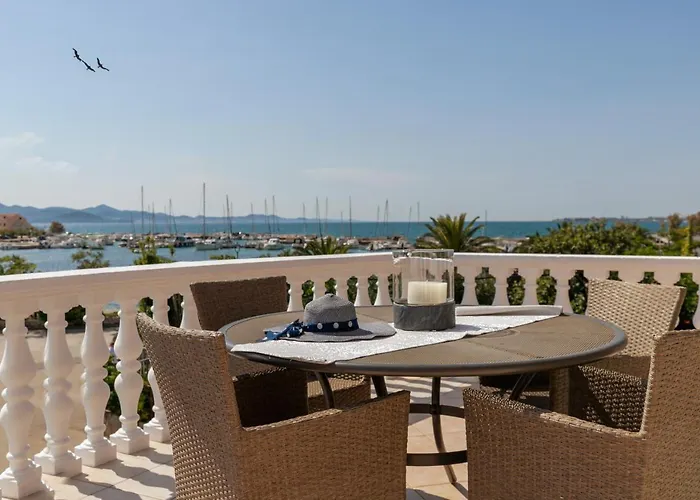 Gostinjska kuća Vedmar Bibinje